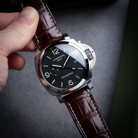 panerai 320 gmt|panerai luminor pam 320.